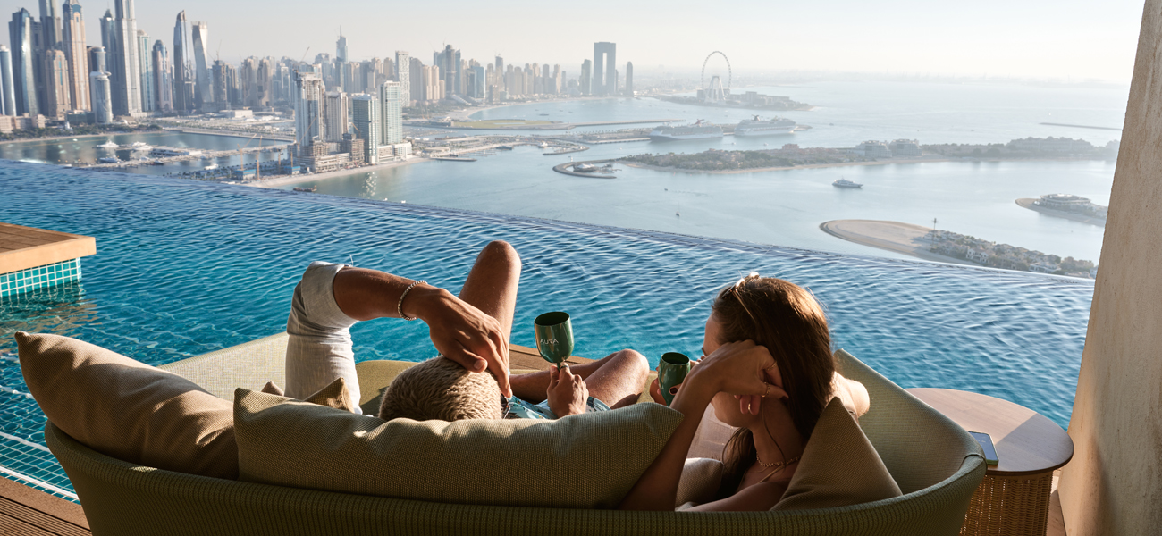 28-fully-redeemable-pool-passes-in-dubai